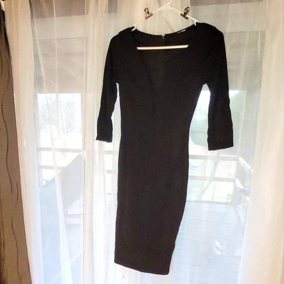 FASHION NOVA BLACK DRESS - Picture 2 of 4